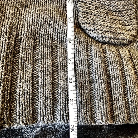 American Eagle Outfitters Wool Oversized Long Single Button Crochet Sweater ECU - Picture 8 of 12